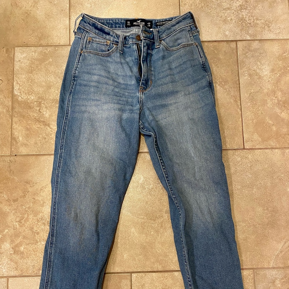 Ultra High Rise Mom Jeans